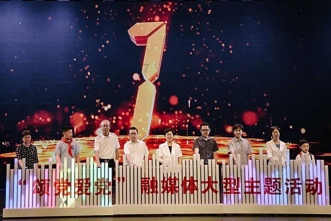 在职场中，如何与同事相处，怎么做能获得同事的认可，有更多的朋友？游戏画面